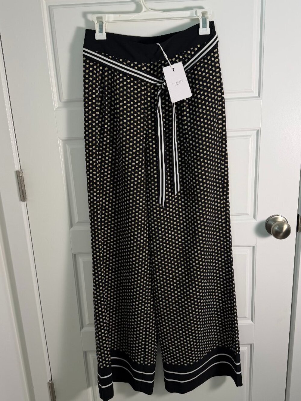 Ted Baker London Wide Leg Trousers Black Floral Print Tie Waist NWT Size 1